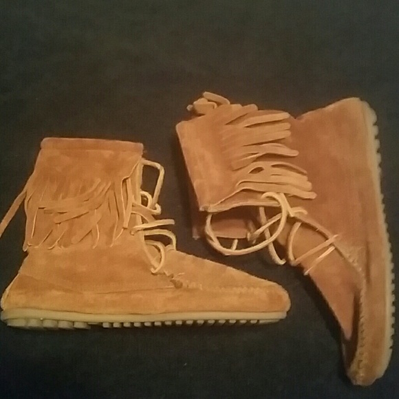 Minnetonka Shoes - Minnetonka Moccasins